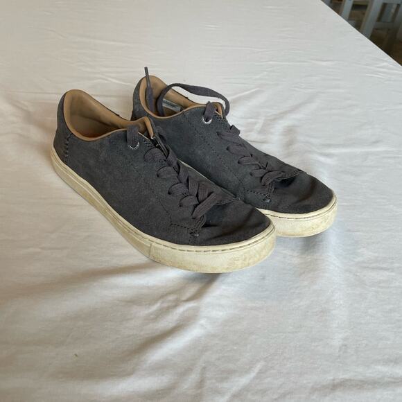 Tom’s gray suede casual sneakers.  Size 6 - Picture 2 of 6